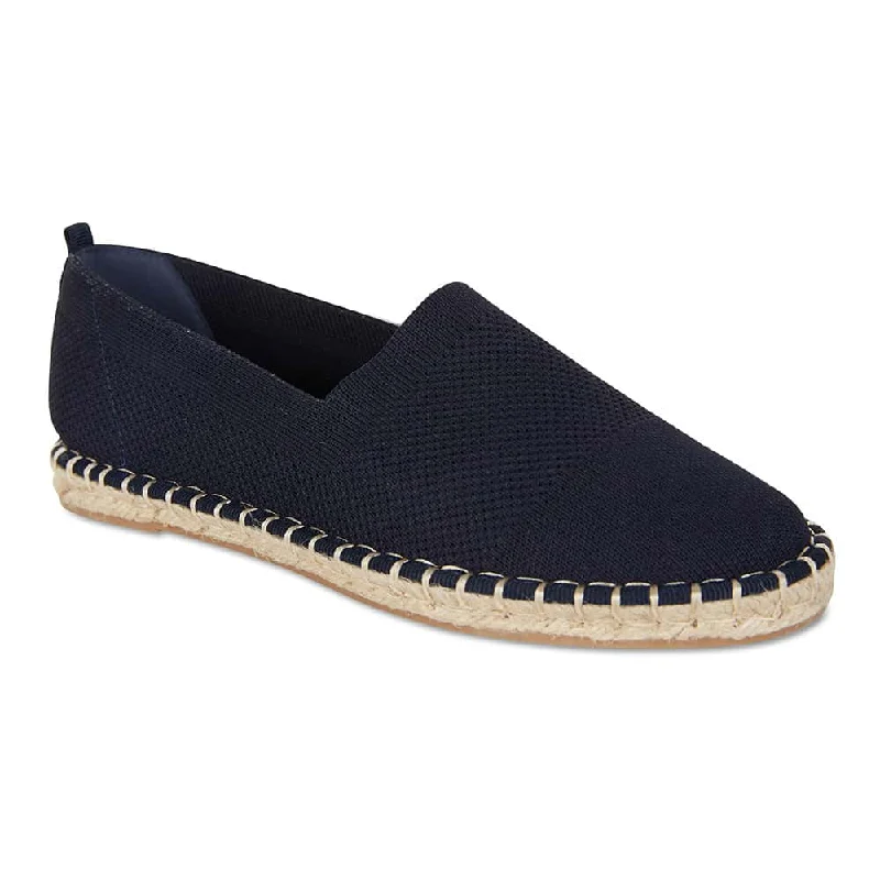 Excite Loafer in Navy Canvas