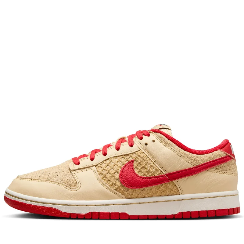 Nike Dunk Low Retro SE - Pale Vanilla/University Red