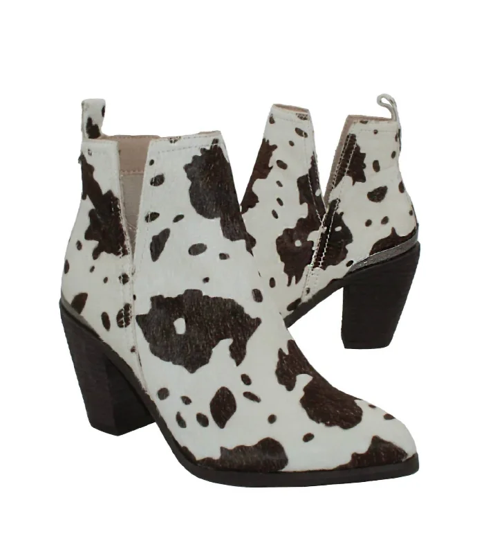 Women Mumba Boot In Black/white Cow