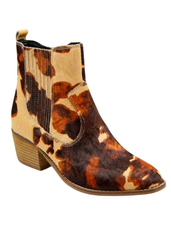 Women's Charming Booties In Brown