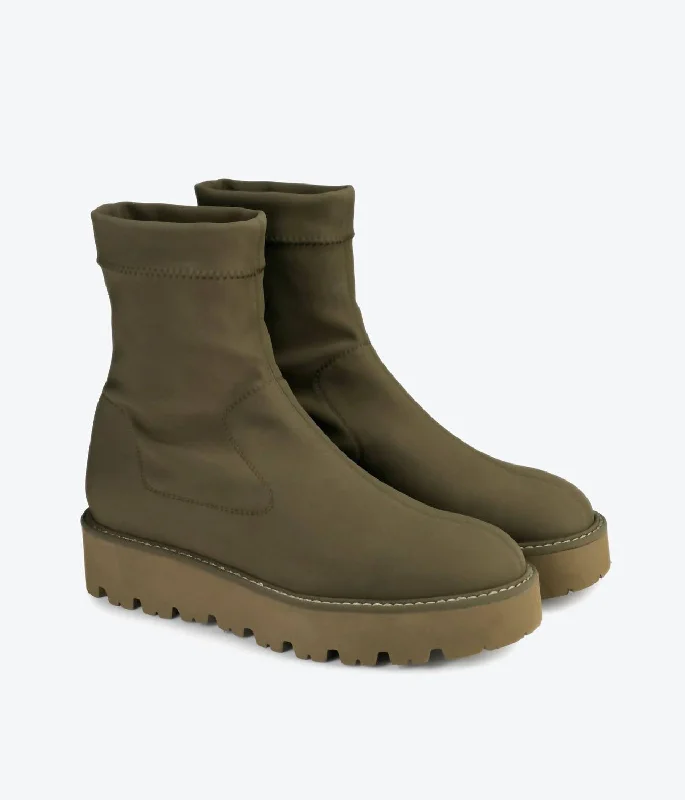 Women's Teila Boots In Olive