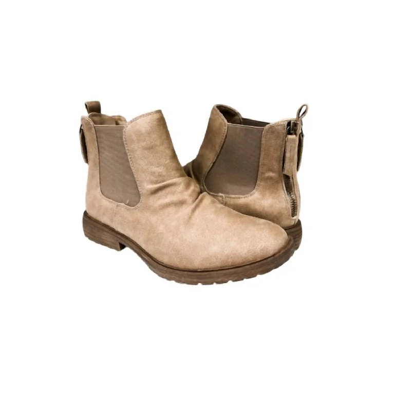 Women's Vienna Boots In Natural